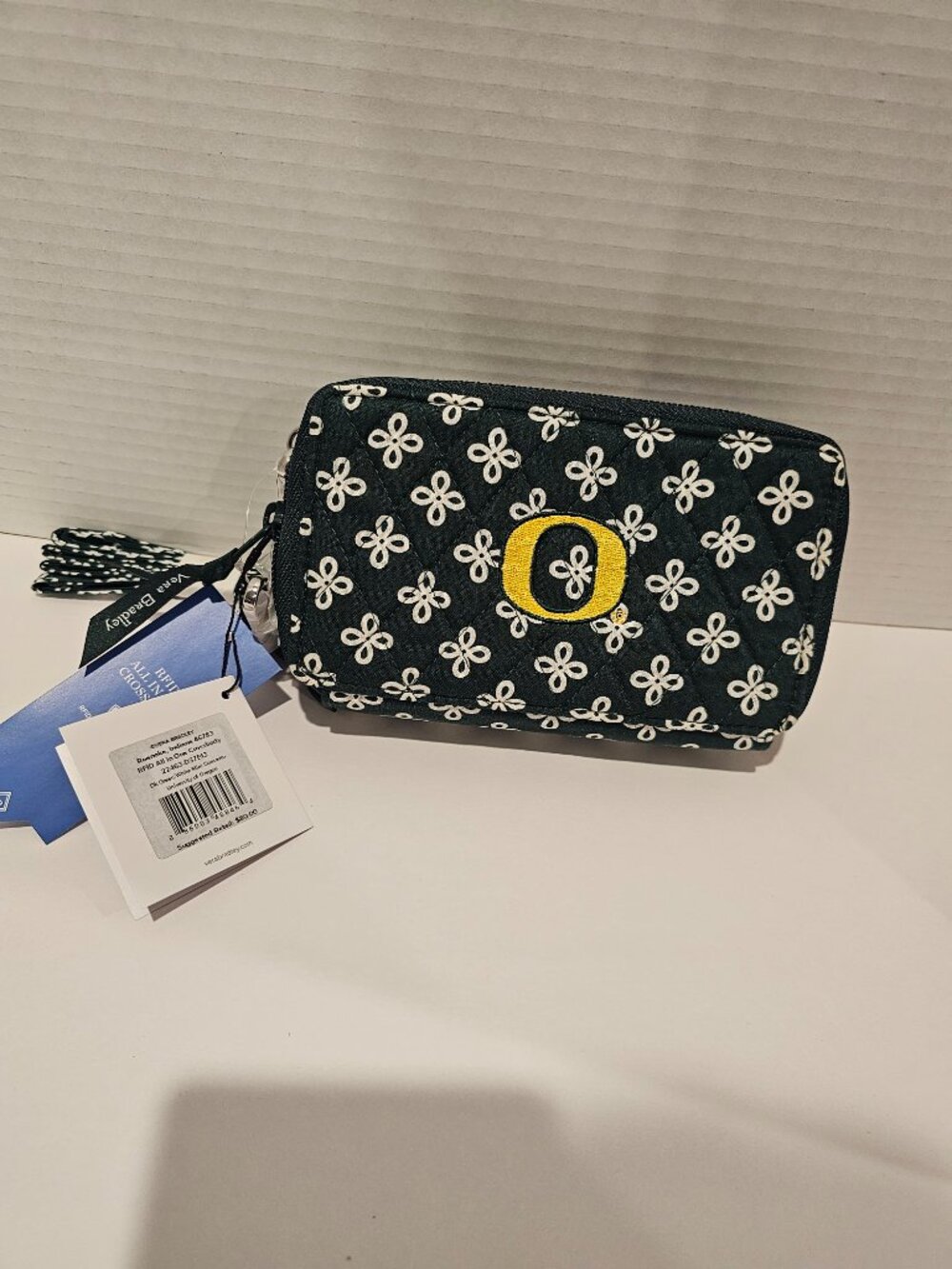 Vera Bradley RFID All in One Crossbody Mini Concerto Oregon Wallet Wristlet - Picture 13 of 13